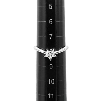 ダイヤモンド リング Pt900 星 スターカット 変形カット ファンシーカット 一粒石 V字 グレード付き 鑑定書【中古】【902319】